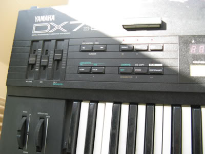 dx7-01_400x300.jpg