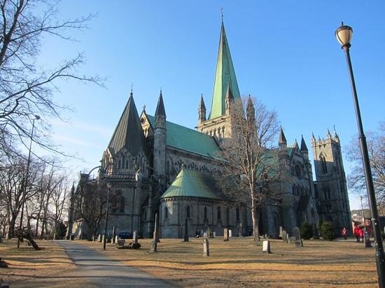 nidaros-cathedral-trondheim.jpg