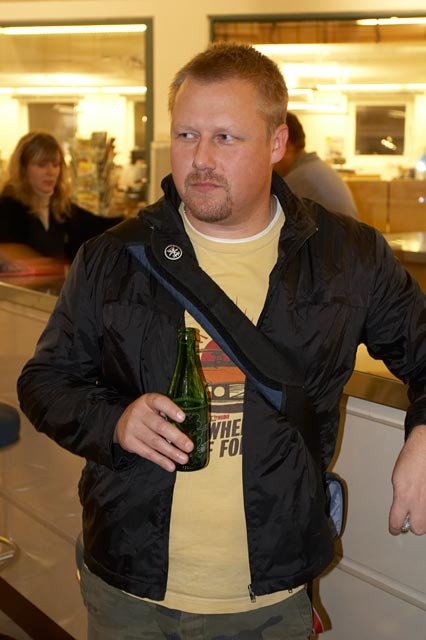 post-1-1191432067_thumb.jpg