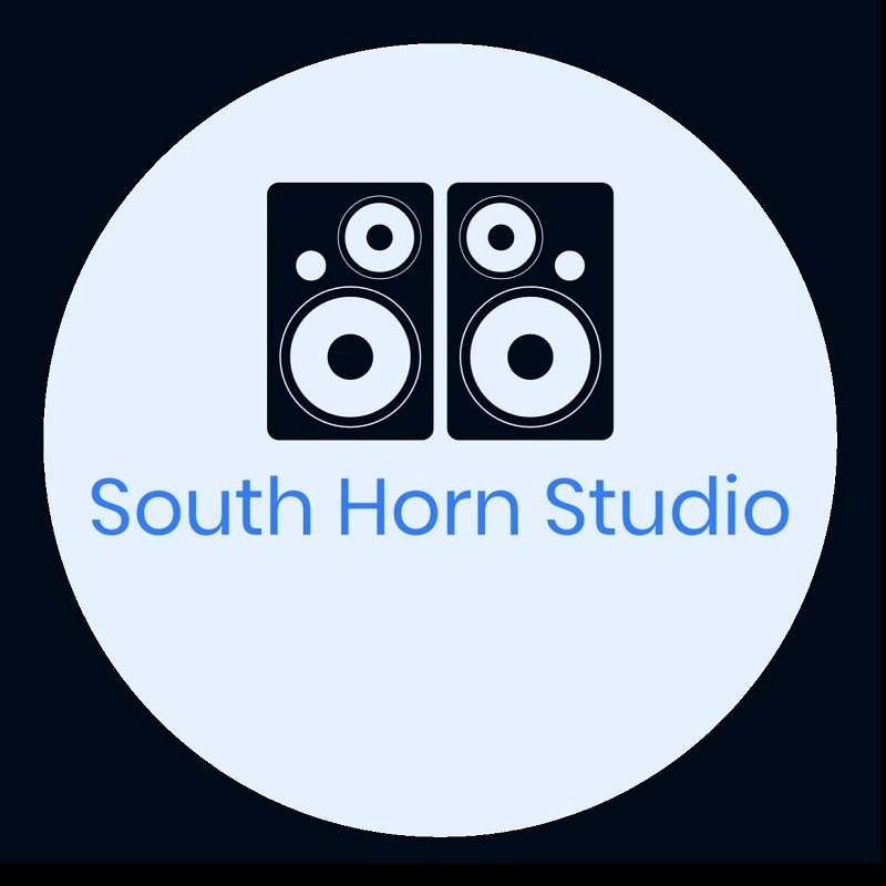 South Horn Studio logga 800 pix.jpg