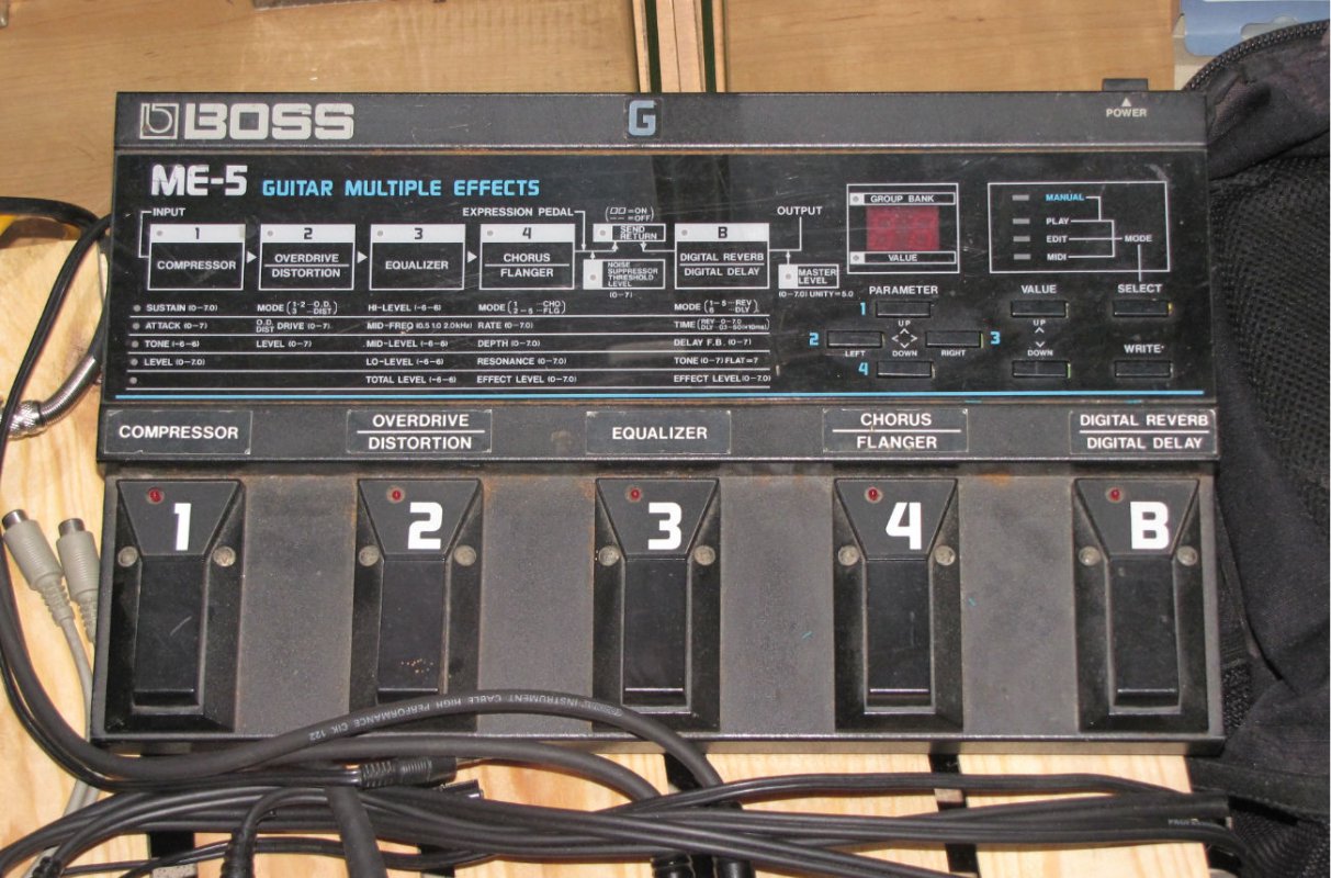 Boss ME5 legendarisk gitarrpedal Vintage Studio