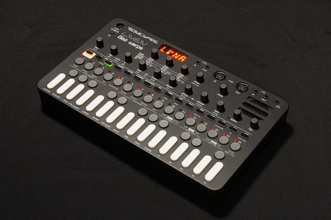 Mer information om "NAMM 2020 – Sonicware lanserar portabel chip-synt för livebruk"