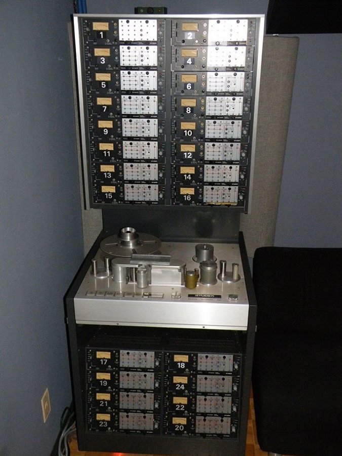 Studer-A80.thumb.jpg.1526601f67a2e013b3f7bcbffa1105a4.jpg