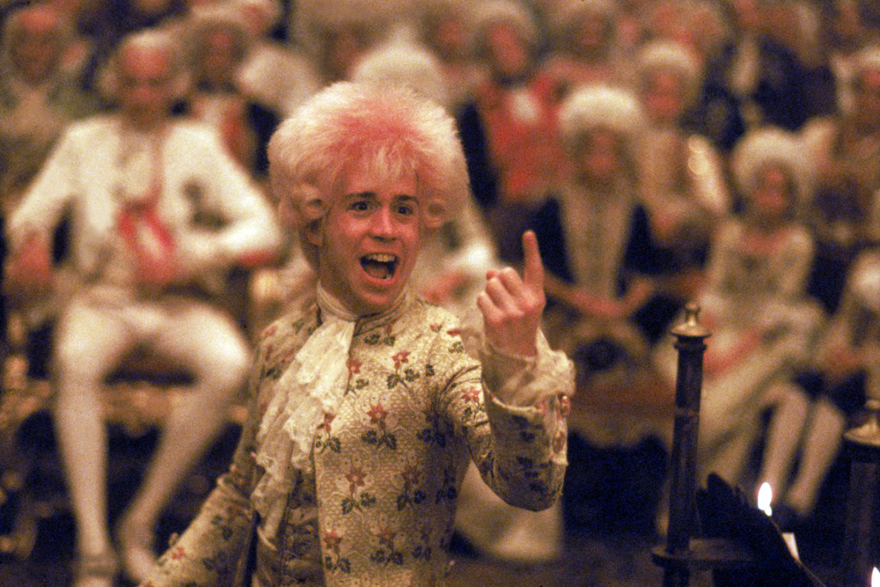 amadeus.jpg.d15fb6c7fe2c05ee82040bcd61571a9c.jpg