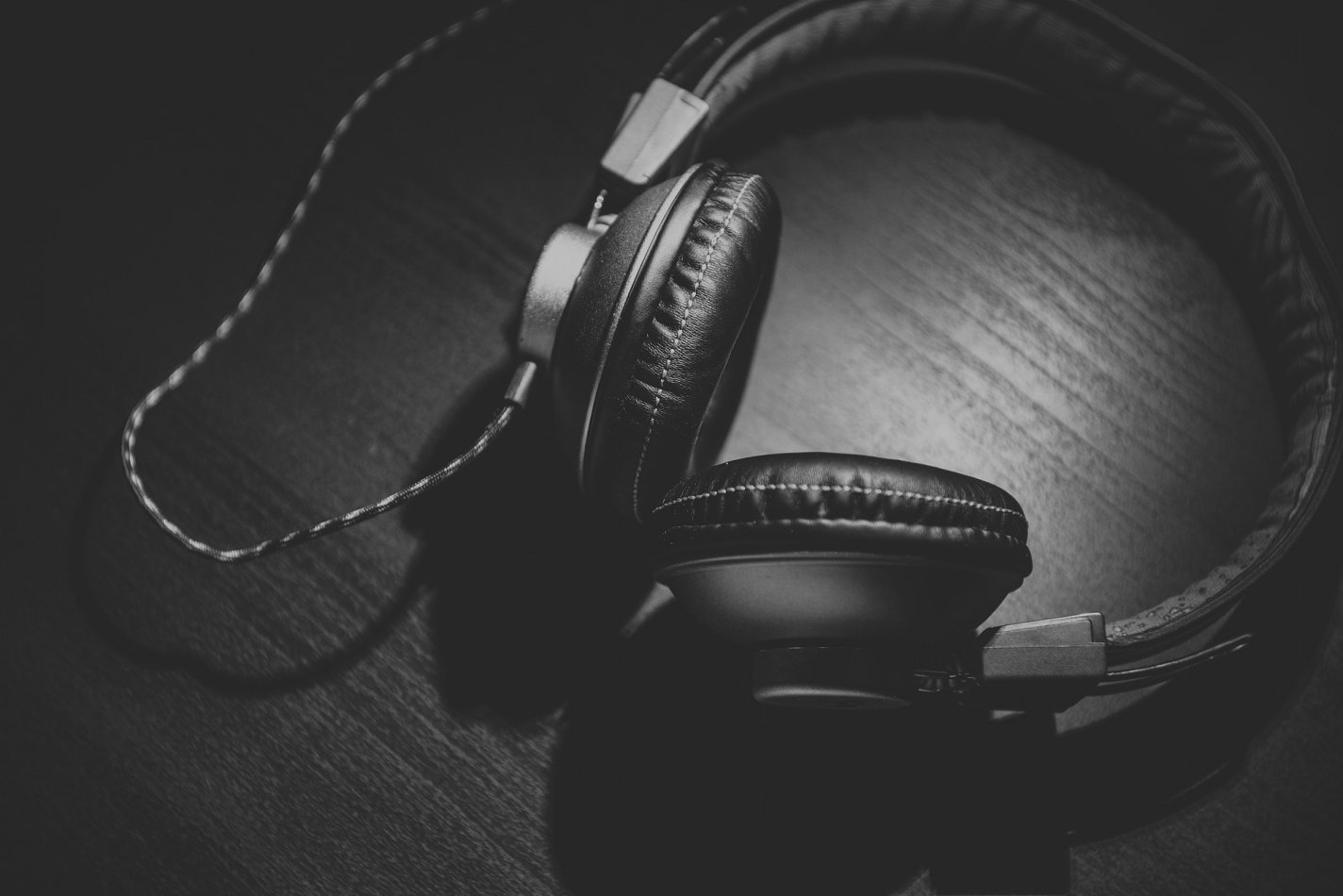 Mer information om "Så gör du proffsiga mixar med enbart hörlurar"