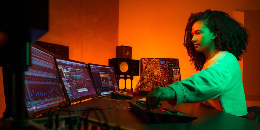 Mer information om "Steinberg introduces the Absolute 5 instrument collection"