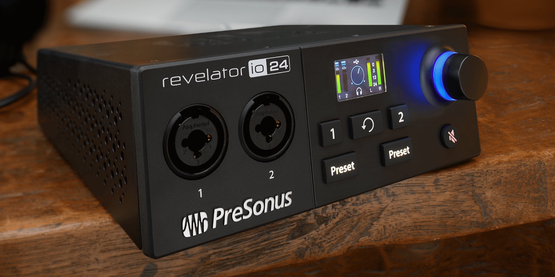 presonus-revelator-io24-environmental_1800.jpg.3515490e3692624e5caa8334e3370b40.jpg