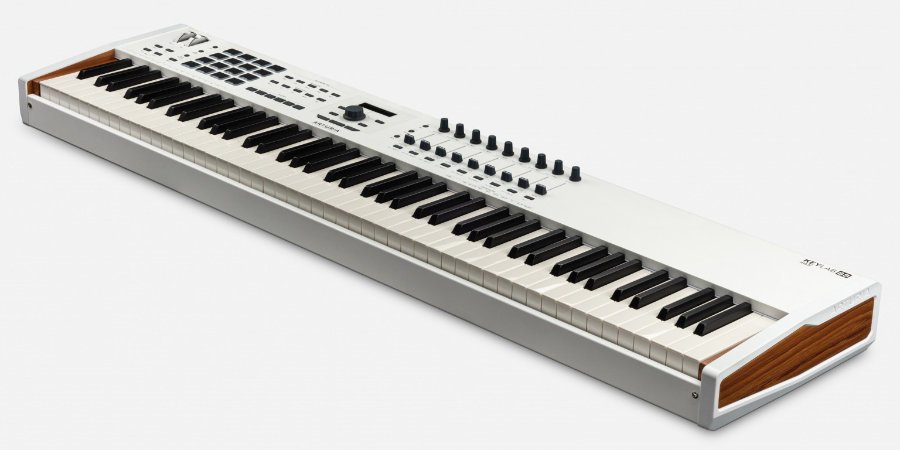 Mer information om "Arturia Upgrades KeyLab MkII range With Velocity Update"