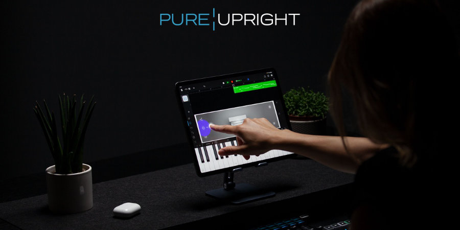 Mer information om "Stunning New iOS Upright Piano Announced by e-instruments"