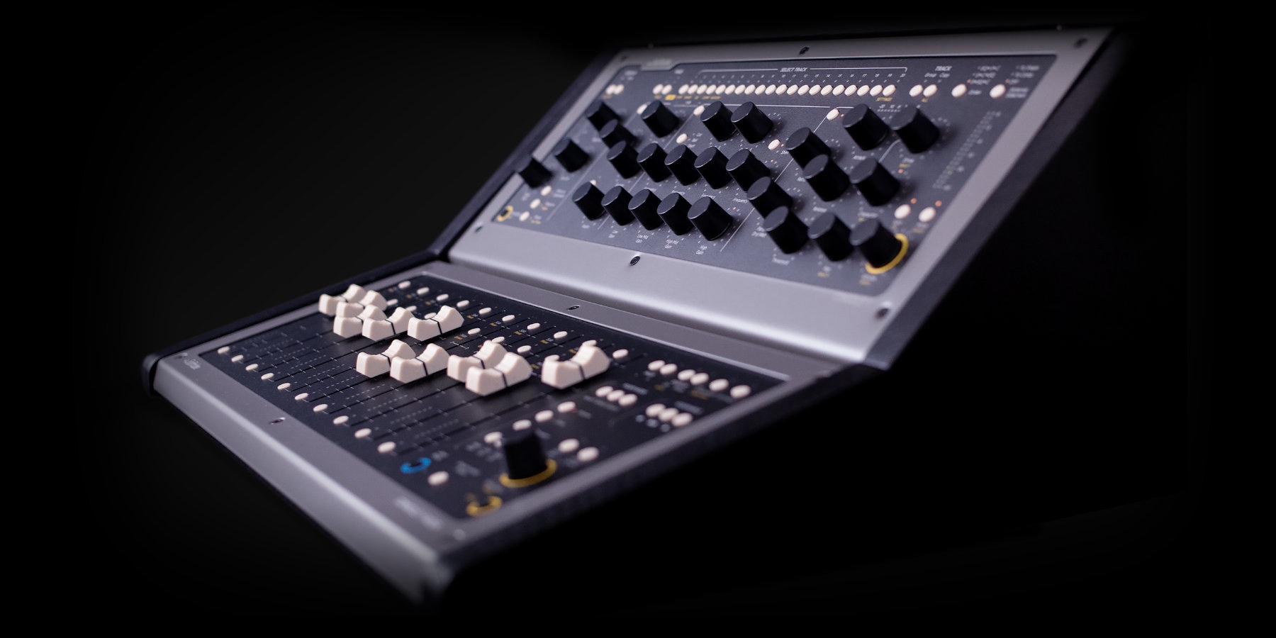 console-1-mixing-system-1_1800.jpg.bd4e8a3d982be9411a2ad63675d0b078.jpg