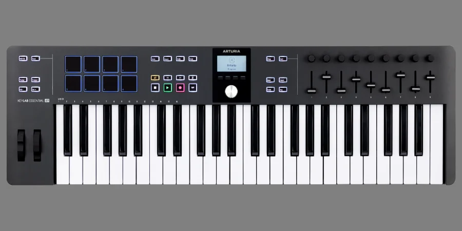 Mer information om "Arturia introduce KeyLab Essential mk3"