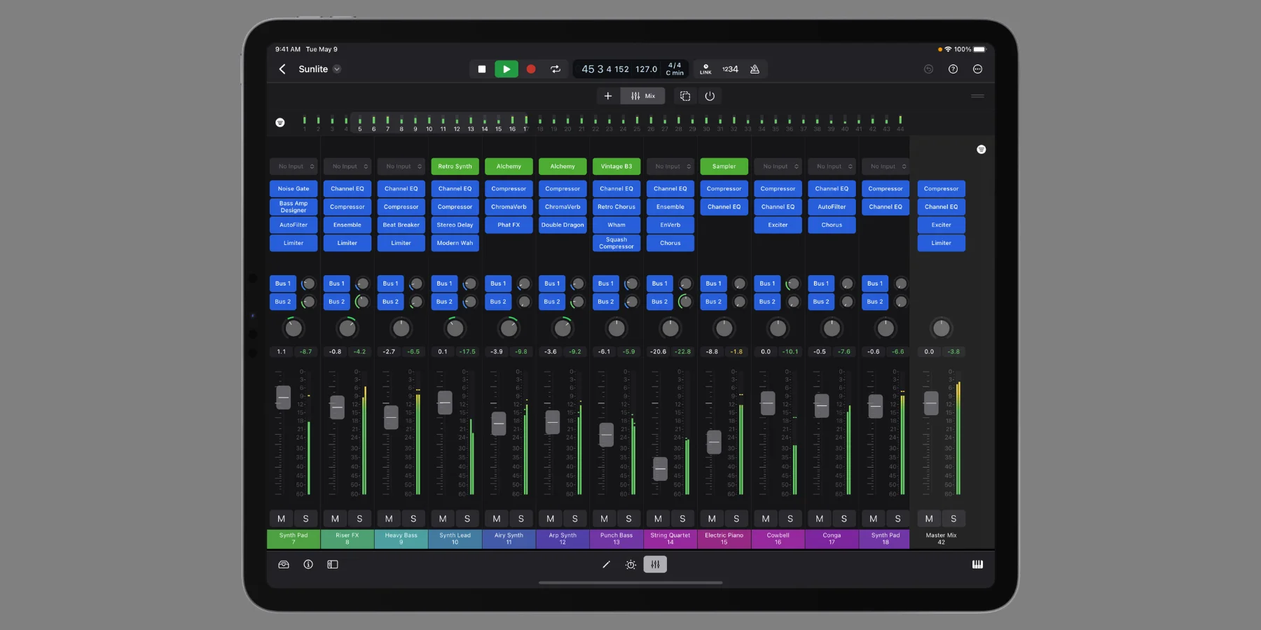 logicpro_ipad_artikel4.webp.82123d71d223fe4c7b170d5f6f0b3056.webp