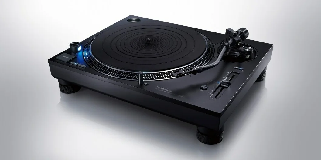 Technics_Direct_Drive_Turntables.webp.c4329989104248032e4746b43a6ee533.webp