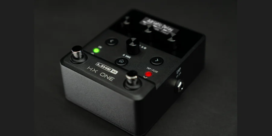 Mer information om "Line 6 introduce the effect pedal HX One"