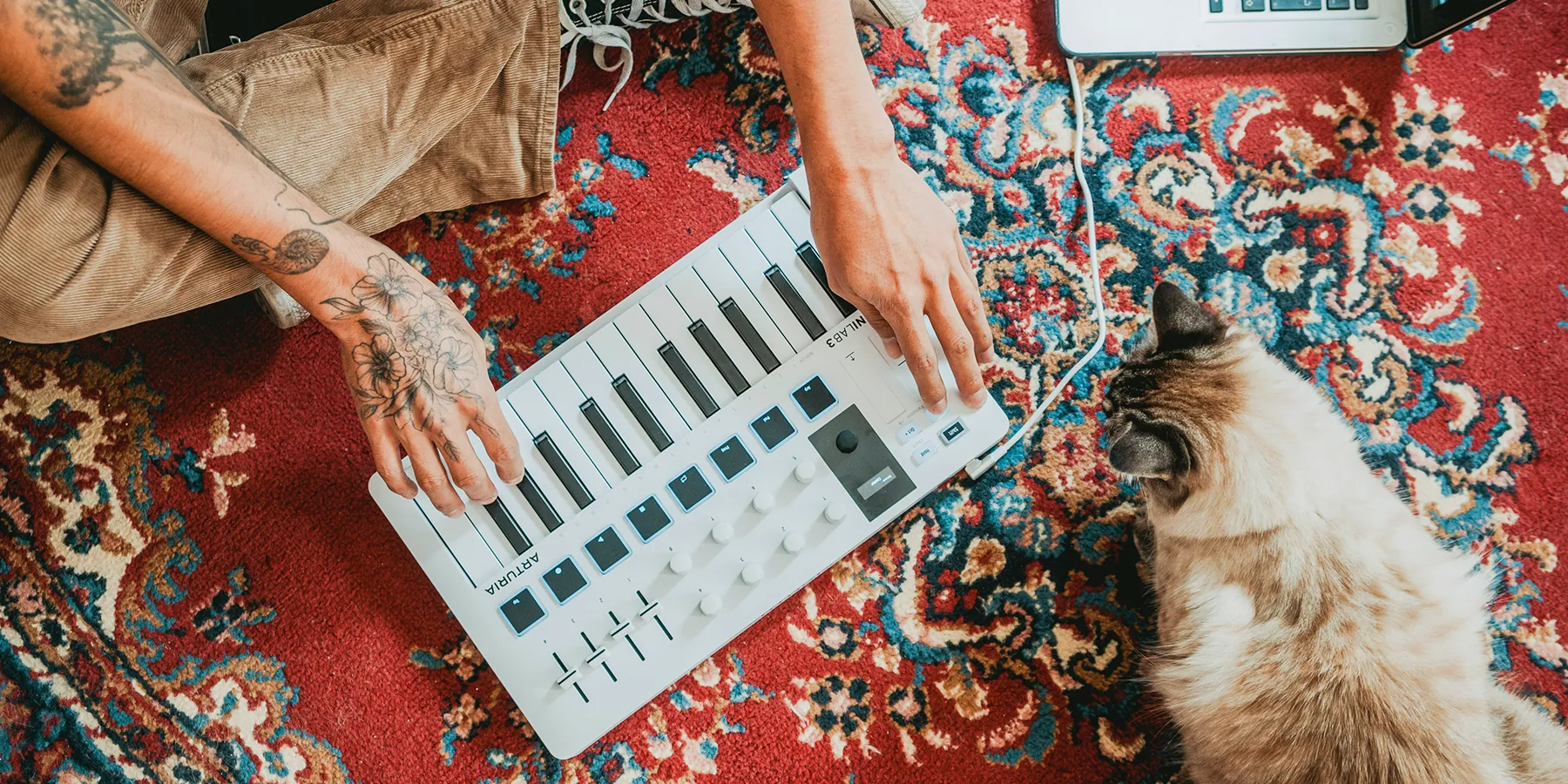 portabla midi-klav 2025 - Arturia MInilab 3 - 1800x900.webp