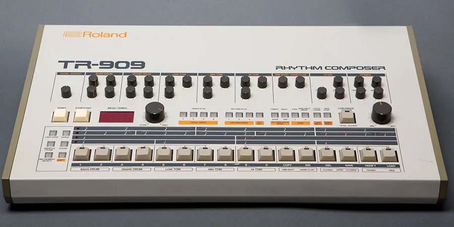 Mer information om "Roland TR-909: Floppen som blev en legend"