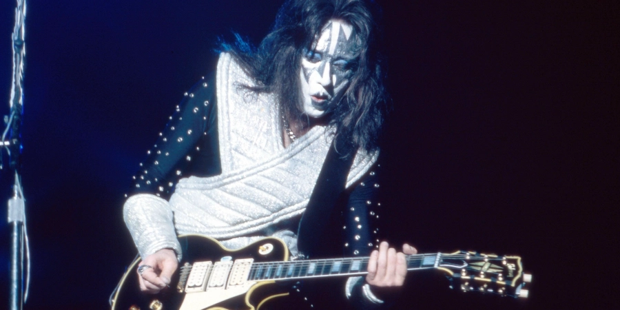 Mer information om "Ace Frehley är död"