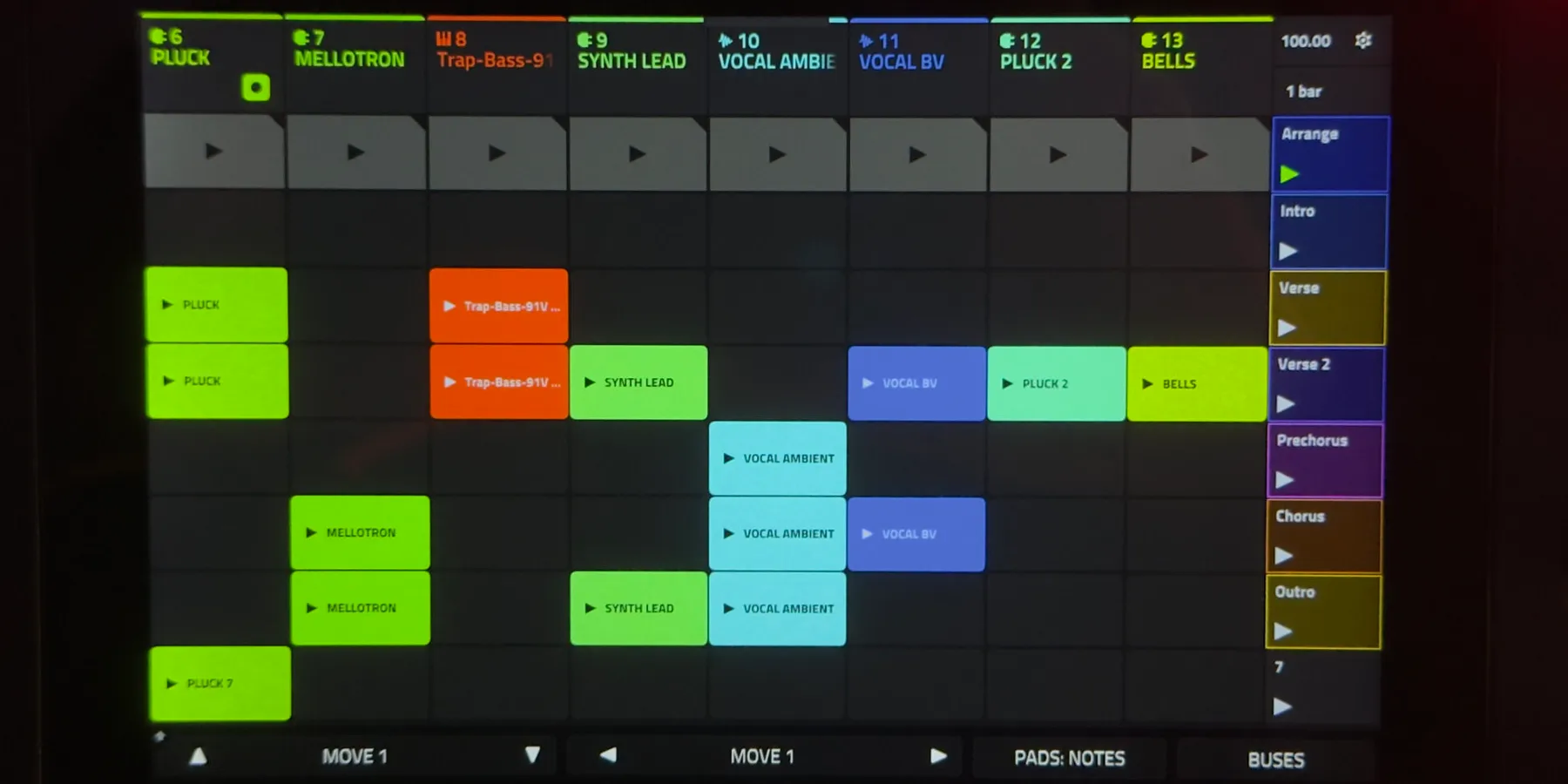 Akai MPC Live III - test artikel-4 1800x900.webp