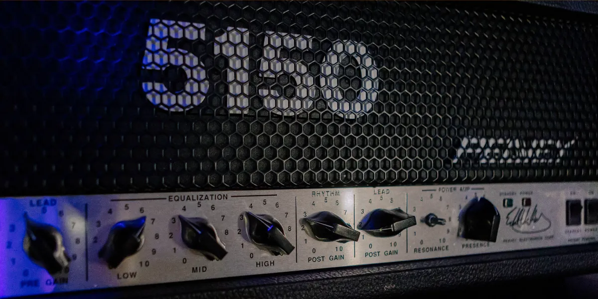 Mer information om "Legendariska gitarrförstärkare: Soldano och Peavey dominerar 1990-talet"